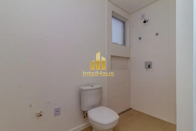 Imagem Descubra o Luxo Clássico no Edifício Villa Alba: Seu Refúgio Exclusivo em Balneário Camboriú!
I...