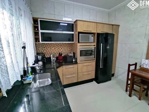 Imagem Sobrado com 3 Dormitorio(s) localizado(a) no bairro Cézar de Souza em Mogi das Cruzes / Mato Grosso do Sul Ref.:DE614