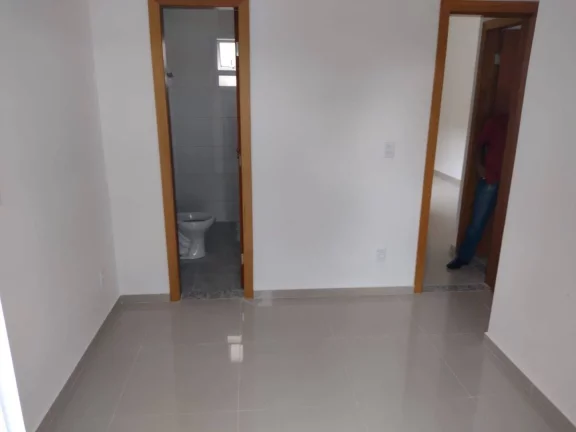 Imagem Apartamento com 2 dormitórios à venda, 45 m² por R$ 282.000,00 - Vila Vitória - Santo André/SP