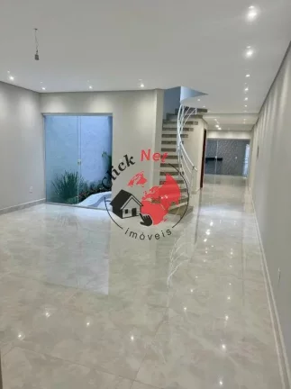 Imagem Lindo sobrado à venda localizado no Parque das Nações, Santo André com 3 suítes, 4 vagas, 210 m².