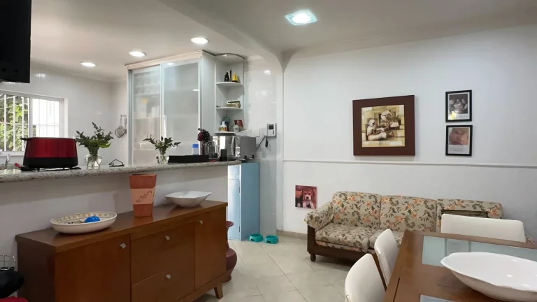 Imagem Casa Aconchegante com Quintal Gourmet em Rua Tranquila!