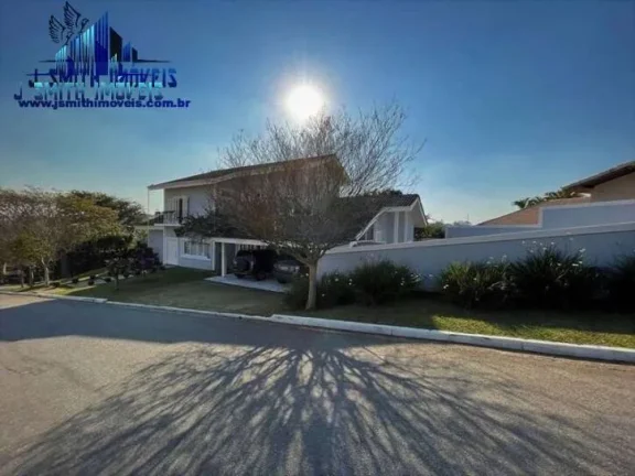 Imagem Linda casa contemporânea, integrada, com ótimo acabamento.
- Pé direito alto, envidraçada, bem a...