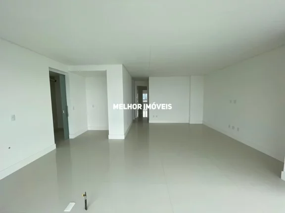 Imagem Cobertura Tríplex Frente Mar à Venda com 07 Suítes, Terraço com Piscina, Localizado na Barra Sul em Balneário Camboriú - SC