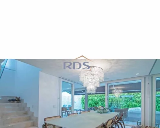 Imagem Casa em Condomínio - Sobrado / Residencial / Campo Belo