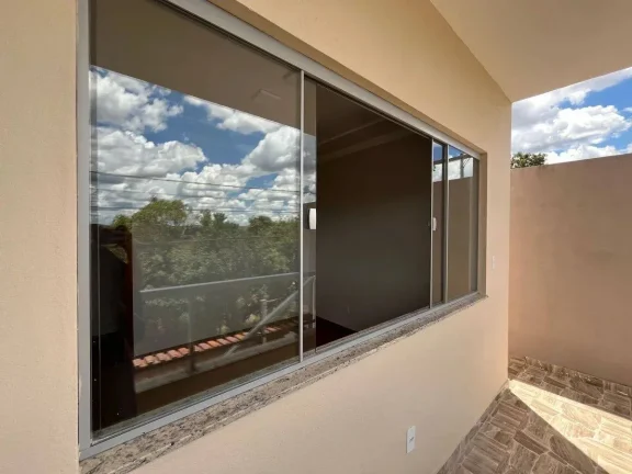 Imagem Casa a Venda Com Conforto e Tranquilidade em Campolide – Vista Privilegiada!