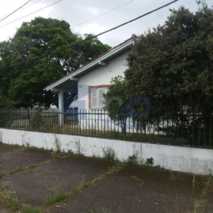Imagem Casa a venda com 3 dormitorios no centro de Torres/RS