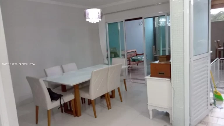 Imagem Casa em Condomínio para Venda em Guarulhos / SP no bairro Portal dos Gramados