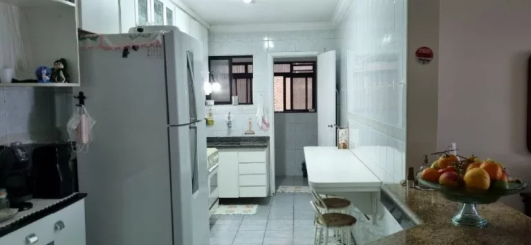 Imagem OPORTUNIDADE INCRIVEL!!! No bairro Ocian frente ao mar Apartamento de 3 dormitórios!!!