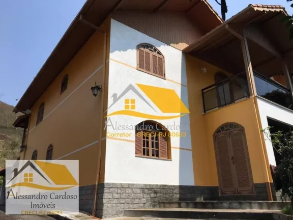 Imagem Vendo casa de alto padrão com piscina e 3 quartos na Chácara do Paraíso