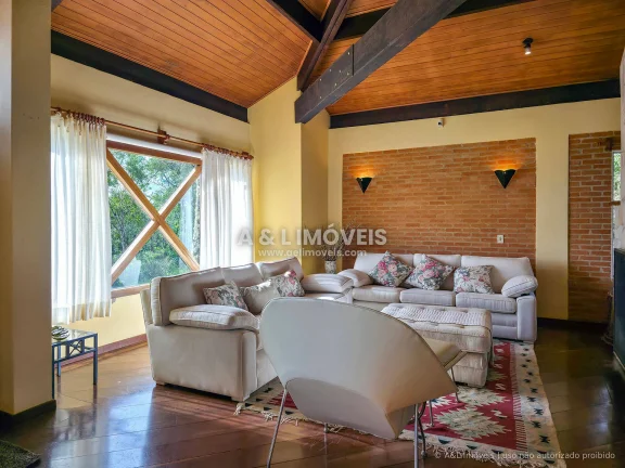 Imagem Casa Térrea Turmalina | 356 m², Terreno 6.050 m² e Vista Pedra do Baú