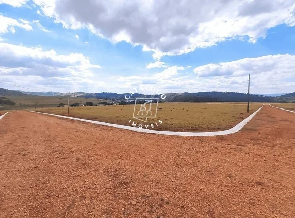 Imagem Terreno em Condomínio a Venda no bairro Centro - Cássia, MG