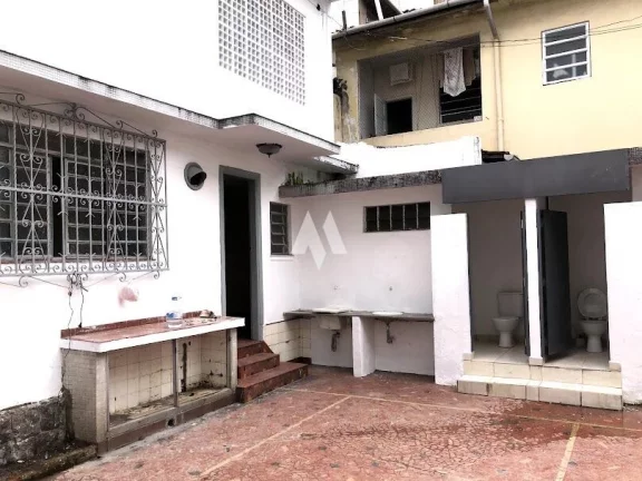 Imagem Casa Comercial para locação com 5 dormitórios e 8 vagas no bairro do Marapé em Santos/SP
