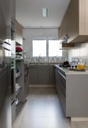 Imagem Apartamento à venda em São Paulo - Vila Nova Conceição com 3 quartos, 3 suítes e 157m² de área