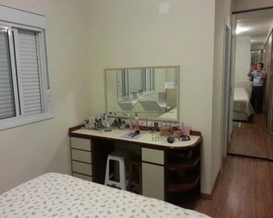 Imagem Apartamento impecável, lindissímo, amplo, bem distribuído com living para 02 ambientes, terraço ...