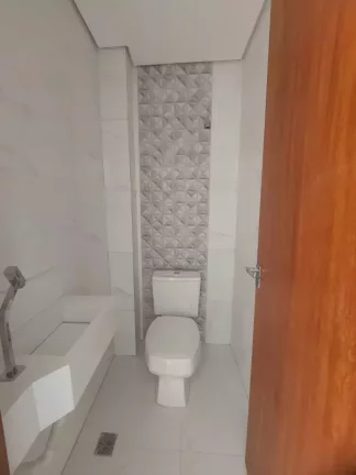 Imagem 2 QUARTOS+2 SUÍTES+VARANDA+ VAGA DE GARAGEM