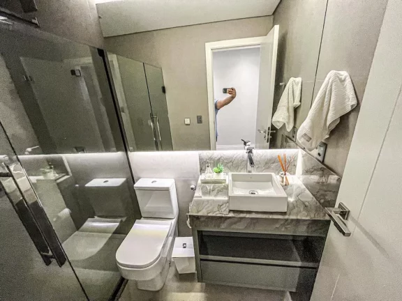 Imagem Apartamento à venda, com 4 quartos, 258m²