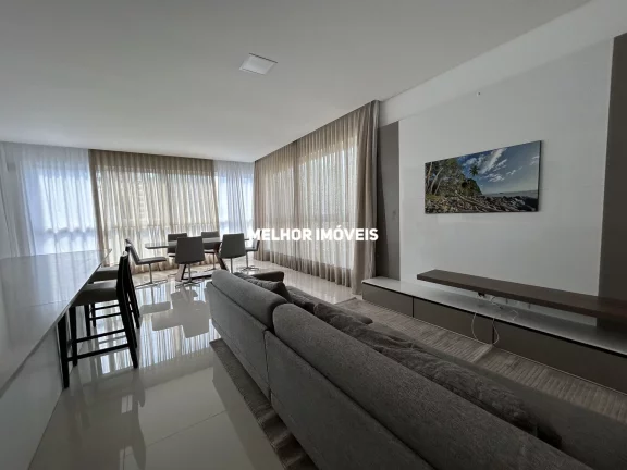 Imagem Apartamento á venda com 03 suítes localizado no Centro de Balneário Camboriú.