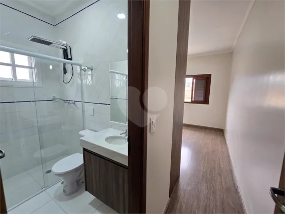 Imagem Casa à venda com 3 quartos, sendo 1 suíte, em Vila São Francisco, São Paulo - SP