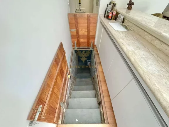 Imagem Casa em Condomínio a Venda no bairro Granja Viana - Cotia, SP