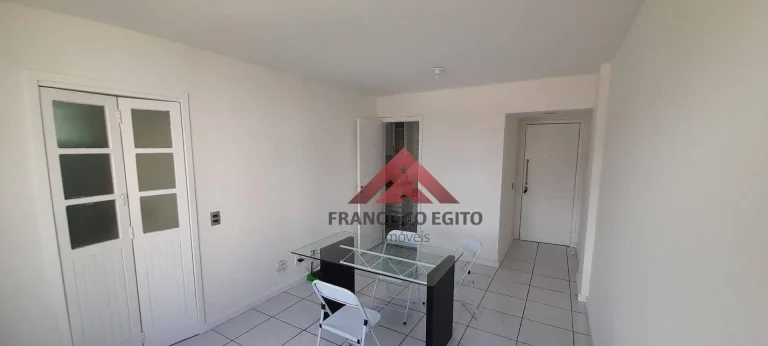 Imagem Apartamento com 2 dormitórios à venda, 60 m² por R$ 240.000,00 - Ingá - Niterói/RJ