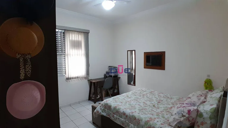 Imagem Casa com 2 dormitórios e vaga demarcada à venda, 87 m² por R$ 660.000 - Ponta da Praia - Santos/SP