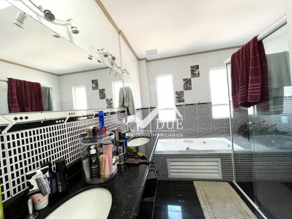 Imagem CASA TRIPLEX NO CAMPO GRANDE COM 5 DORMTS - PROXIMO A LINHA DO VLT