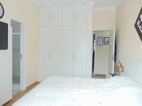 Imagem Praia de Pitangueiras,Amplo Apartamento com 132 Metros Úteis,Lazer,2 Garagens,Centrinho,Novo!