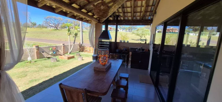 Imagem Casa com 5 dormitórios à venda, 207 m² por R$ 1.500.000 - Riviera de Santa Cristina XIII - Paranapanema/SP