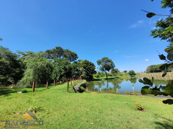 Imagem TERRENO À VENDA NO CONDOMÍNIO TALISMÃ