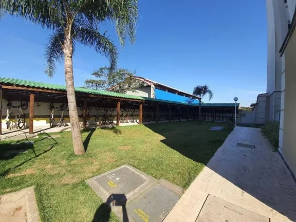 Imagem Apartamento com 2 dormitórios e 1 vaga de garagem no bairro Floresta em Joinville