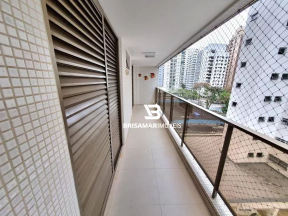 Imagem PITANGUEIRAS- LINDO APARTAMENTO TOTALMENTE REFORMADO E DECORADO , 02 VAGAS DE GARAGEM , UMA QUADRA MAR.