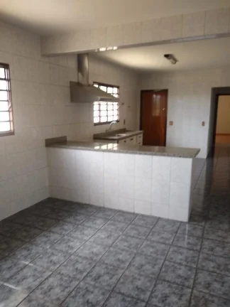 Imagem sobrado com 01 vaga, sala ampla , 03 dorm. sendo 01 suite com closet e sacada, 01 sala de jantar, 01...