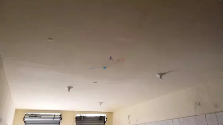 Imagem Salão Comercial de 50m² com 2 Banheiros para Locação - Ótima Oportunidade!