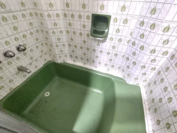 Imagem Apartamento com 2 dormitórios (1 suíte) , Dependência completa de serviço, 01 Vaga de garagem, em Perdizes, Portaria 24 hs com Segurança, Gerador
