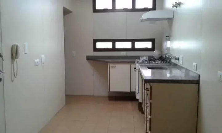 Imagem Apartamento com 3 suites na Al. Lorena