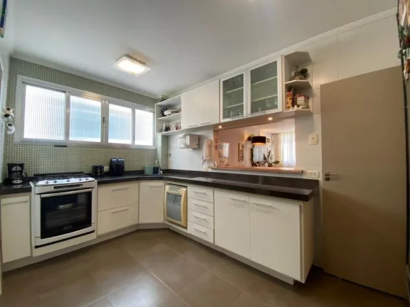 Imagem Apartamento com 3 dormitórios à venda, 131 m² por R$ 1.100.000 - Gonzaga - Santos/SP