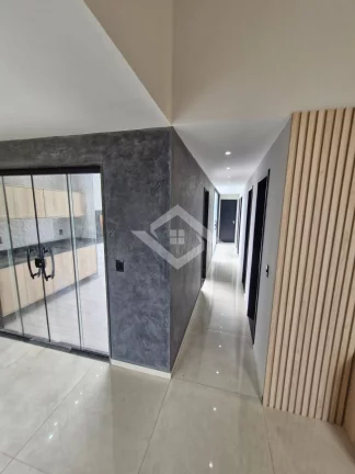 Imagem Casa 3 Quartos com Piscina – Recém-Construída em Maricá
