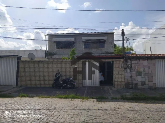 Imagem Casa com 3 Quartos em Torrões, Recife