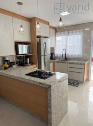 Imagem Imperdível oportunidade: Casa à venda em Jundiaí-SP, bairro Jardim Vale Verde, 2 quartos, 1 suíte, 1 sala, 1 banheiro, 2 vagas, 75m².