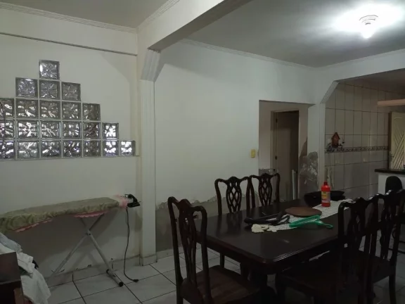 Imagem Sobrado com 3 dormitórios à venda, 220 m² por R$ 700.000,00 - Cidade Edson - Suzano/SP