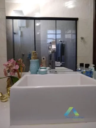 Imagem Casa linda, com móveis planejados em todos os ambientes e um excelente espaço Gourmet para pizza e churrasco, 10 minutos a pé do metrô Conceição.