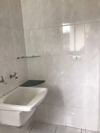 Imagem Apartamento com 2 dormitórios para alugar, 48 m² por R$ 1.529,00/mês - Jardim das Maravilhas - Santo André/SP