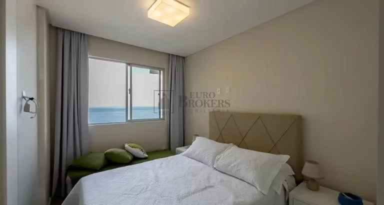 Imagem Apartamento Frente Mar com 4 dormitórios à venda na Barra Sul em Balneário Cambo