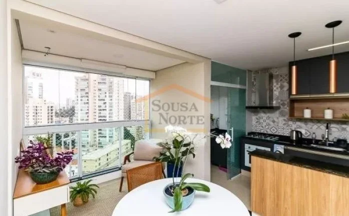 Imagem Apartamento 2 dormitórios, sendo 1 suíte, sala 2 ambientes, piso laminado de madeira na sala e dor...
