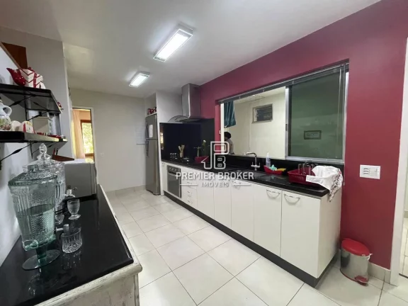 Imagem Casa fora de condomínio com 5 dormitórios à venda, 512 m² por R$ 2.350.000 - Comary - Teresópolis/RJ