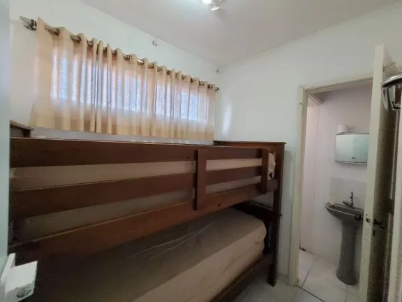 Imagem PITANGUEIRAS – NA QUADRA DA PRAIA, EXCELETE APARTAMENTO COM LINDA VISTA MAR, ANDAR ALTO, CLARO E SUPER AREJADO, PRÉDIO RECÉM REFORMADO.