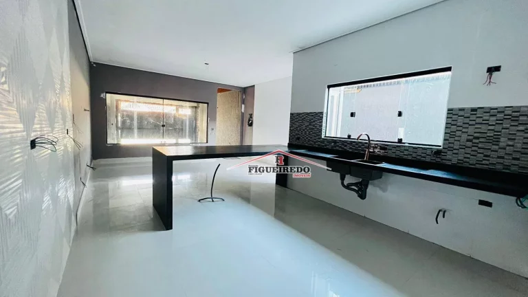 Imagem Casa à venda, 115 m² por R$ 830.000,00 - Vilamar - Praia Grande/SP