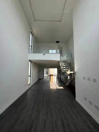 Imagem Casa em condomínio com 4 dormitórios e 4 vagas de garagem em Camboriú