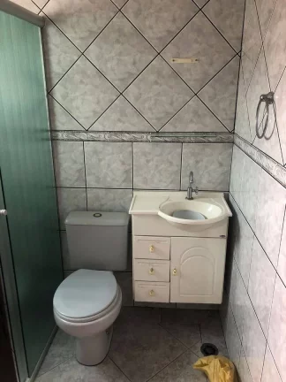 Imagem Sobrado com 3 dormitórios para alugar, 180 m² por R$ 2.500/mês - Parque Marajoara - Santo André/SP