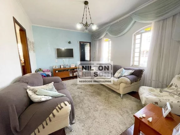 Imagem Casa com 3 dormitórios, 196 m²C e 450m2T - venda por R$ 1.500.000 ou aluguel por R$ 9..000,00/mês - Taquaral - Campinas/SP